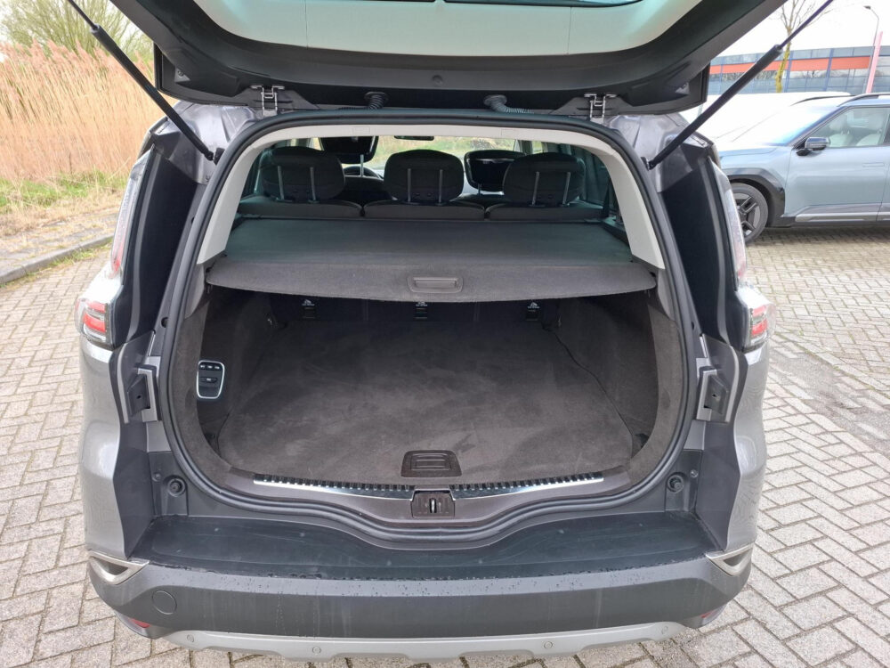 Renault Espace 1.6 TCe Initiale Paris 5p. 16