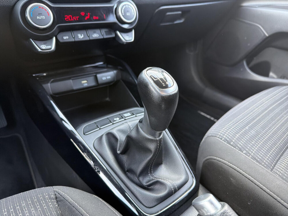 Kia Stonic 1.0 T-GDi MHEV DynamicPlusLine 16