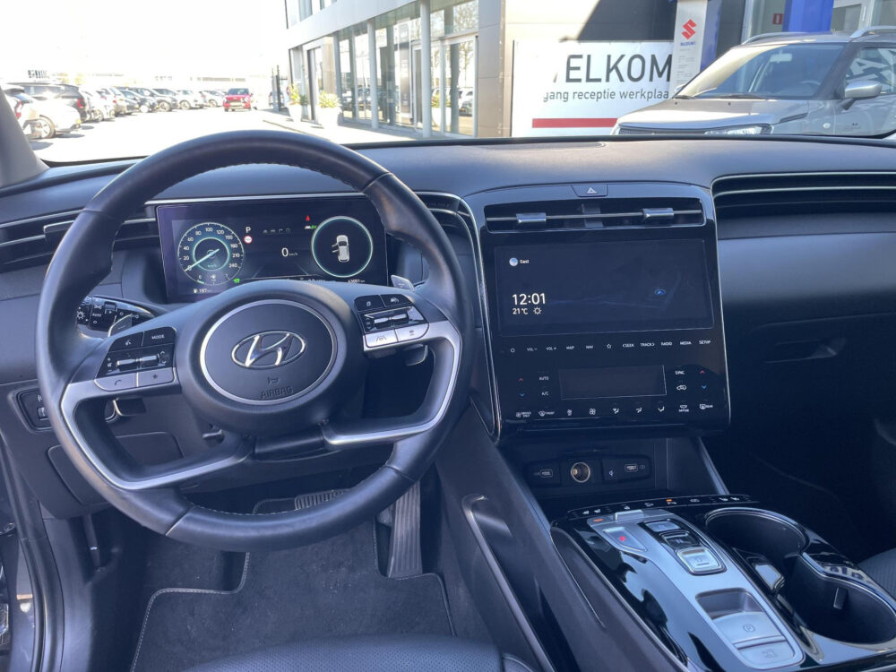Hyundai Tucson 1.6 T-GDI PHEV Premium 4WD 13