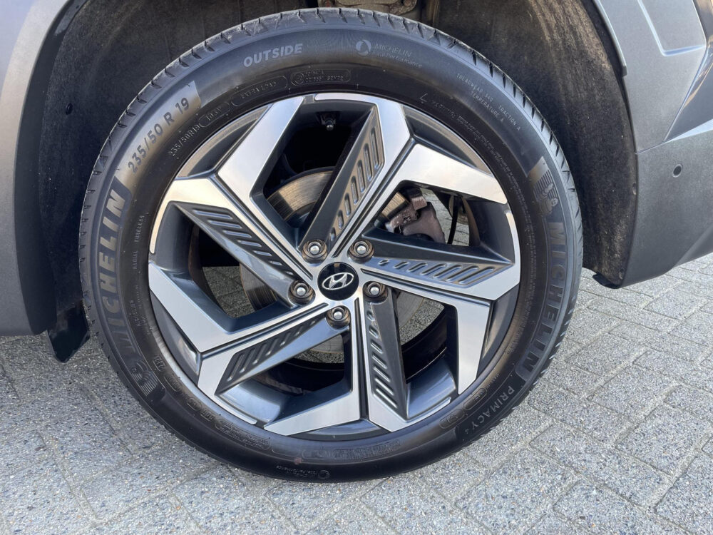 Hyundai Tucson 1.6 T-GDI PHEV Premium 4WD 8