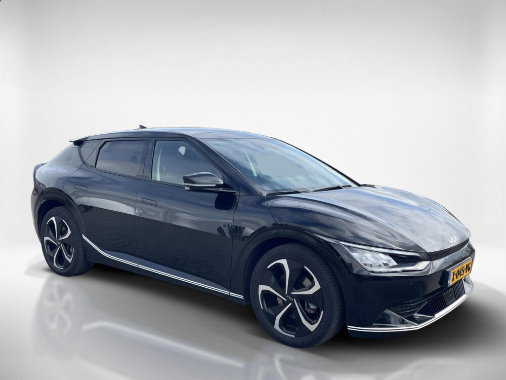 Kia 6