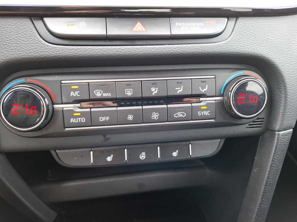 Kia Xceed 1.0 T-GDi GT-Line First Edition 23