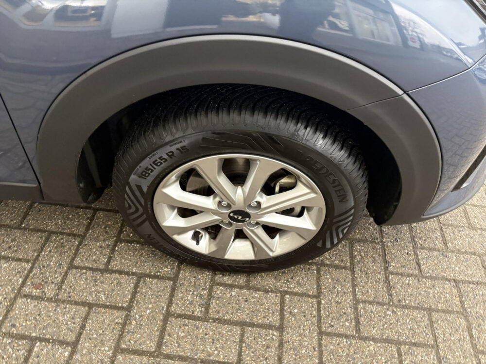Kia Stonic 1.0 T-GDi MHEV DynamicLine 3