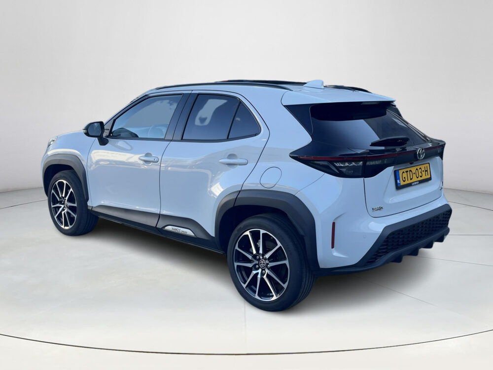 Toyota Yaris Cross 1.5 Hybrid 130 GR SPORT 2
