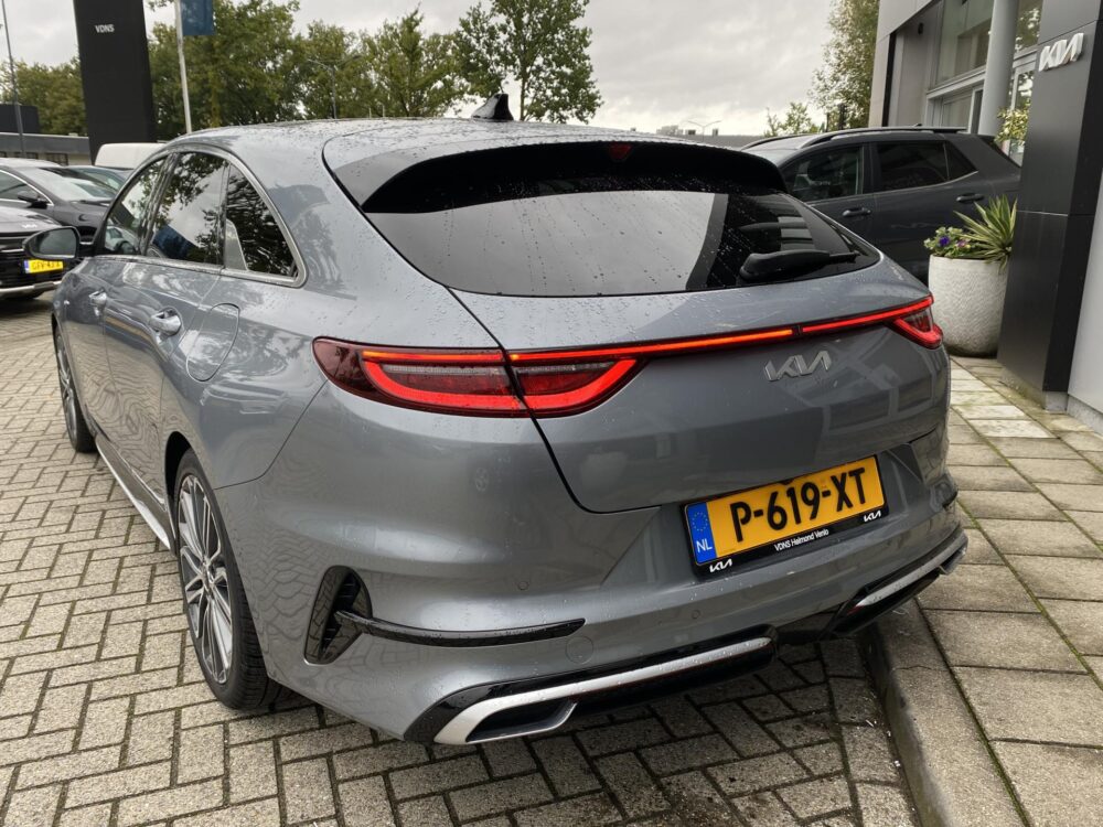 Kia ProCeed 1.5 T-GDi GT-PlusLine 6