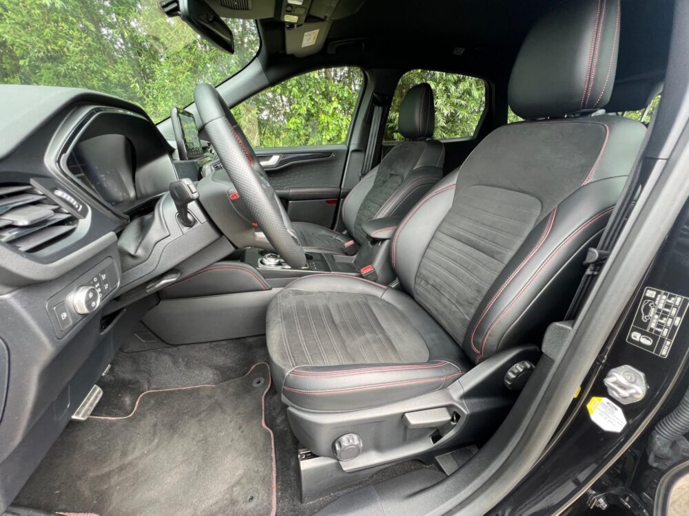 Ford Kuga 2.5 PHEV ST-Line 12