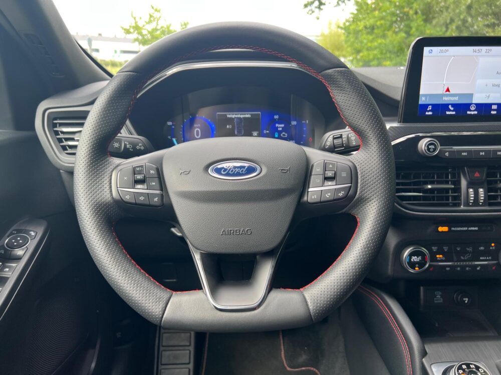 Ford Kuga 2.5 PHEV ST-Line 15