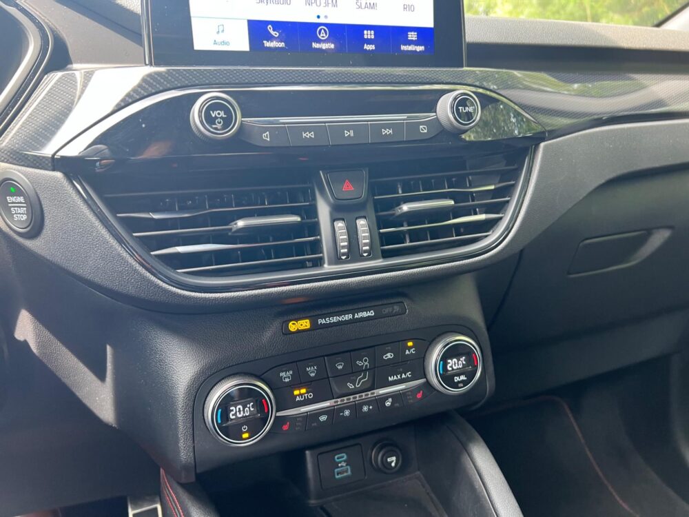 Ford Kuga 2.5 PHEV ST-Line 23