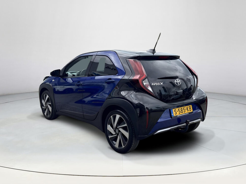 Toyota Aygo X 1.0 VVT-i S-CVT Envy 2