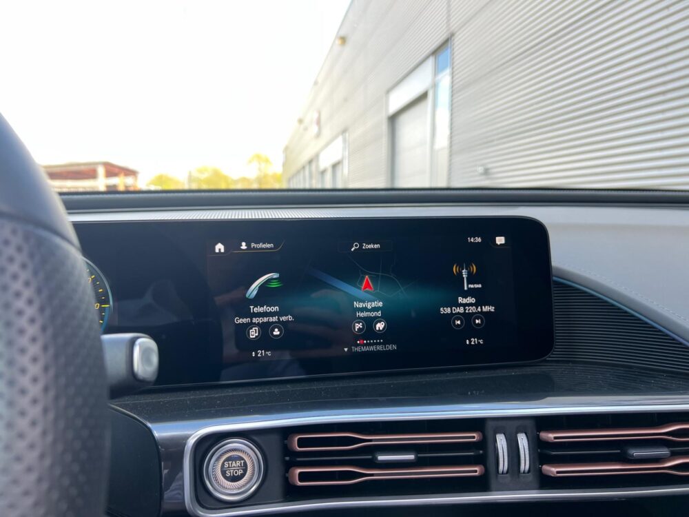 Mercedes-Benz EQC 400 4MATIC AMG Line 80 kWh 16