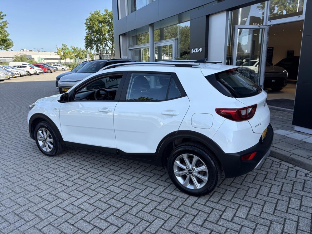 Kia Stonic 1.0 T-GDi MHEV DynamicLine 4