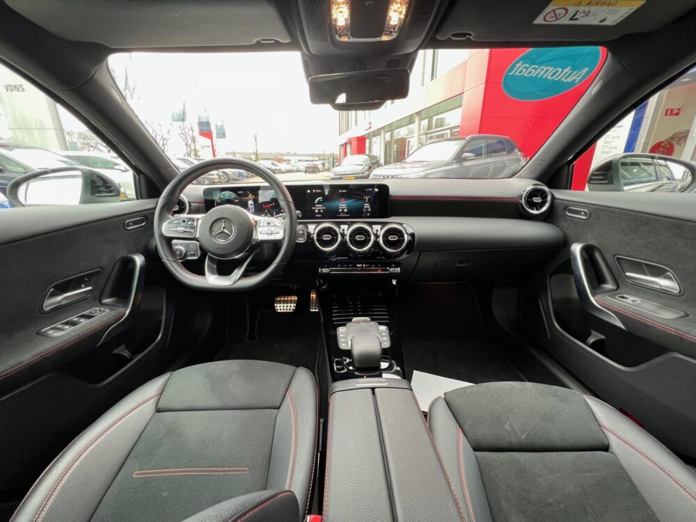 Mercedes-Benz A-Klasse 200 AMG Line 13
