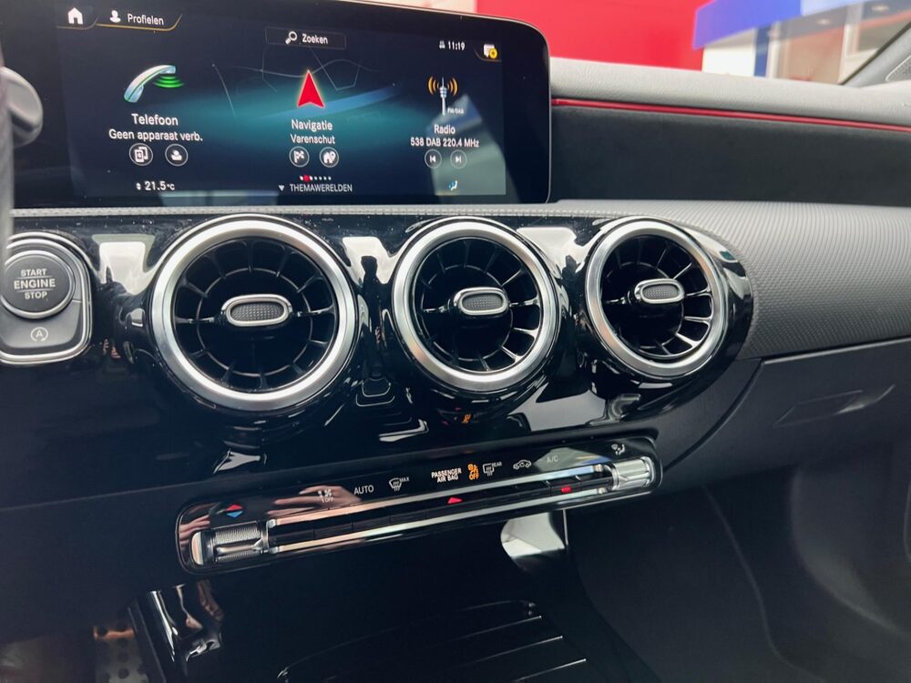 Mercedes-Benz A-Klasse 200 AMG Line 19