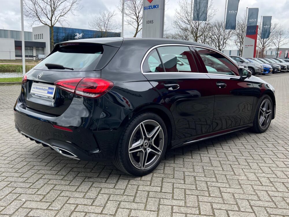 Mercedes-Benz A-Klasse 200 AMG Line 6