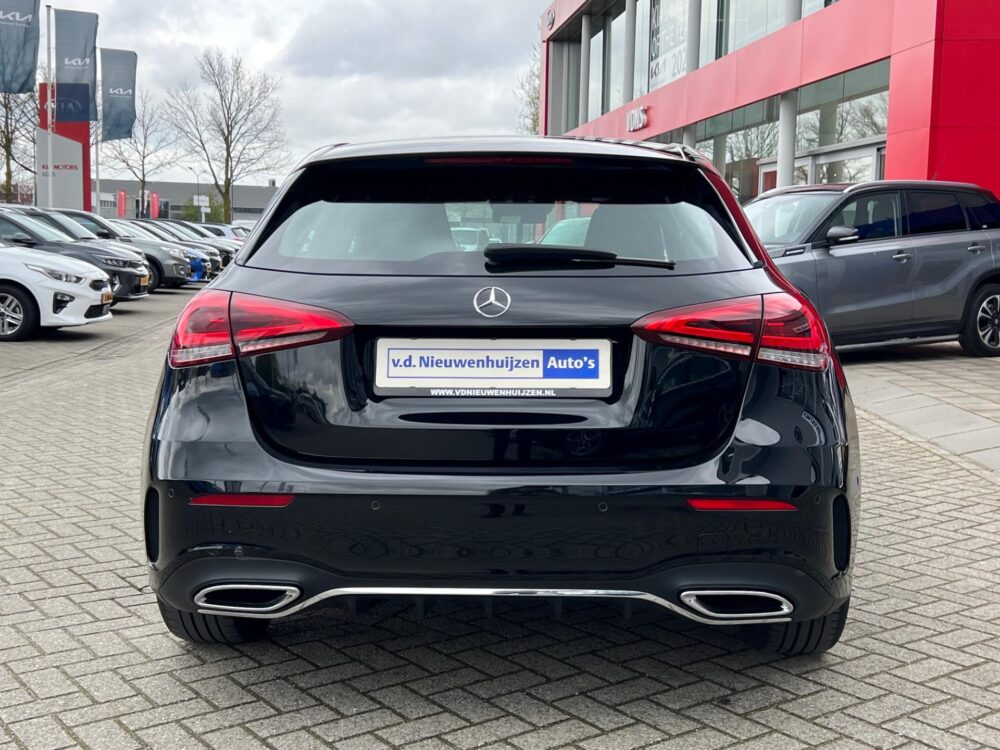 Mercedes-Benz A-Klasse 200 AMG Line 7