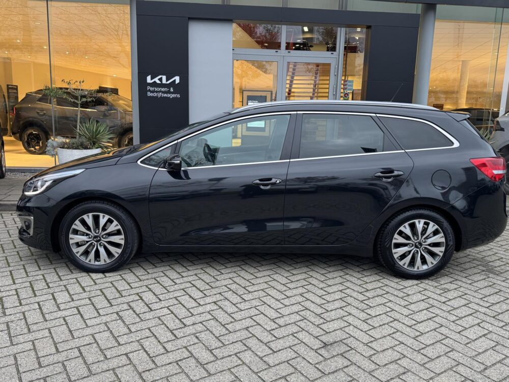 Kia cee'd Sportswagon 1.6 GDI DynamicLine Automaat 1