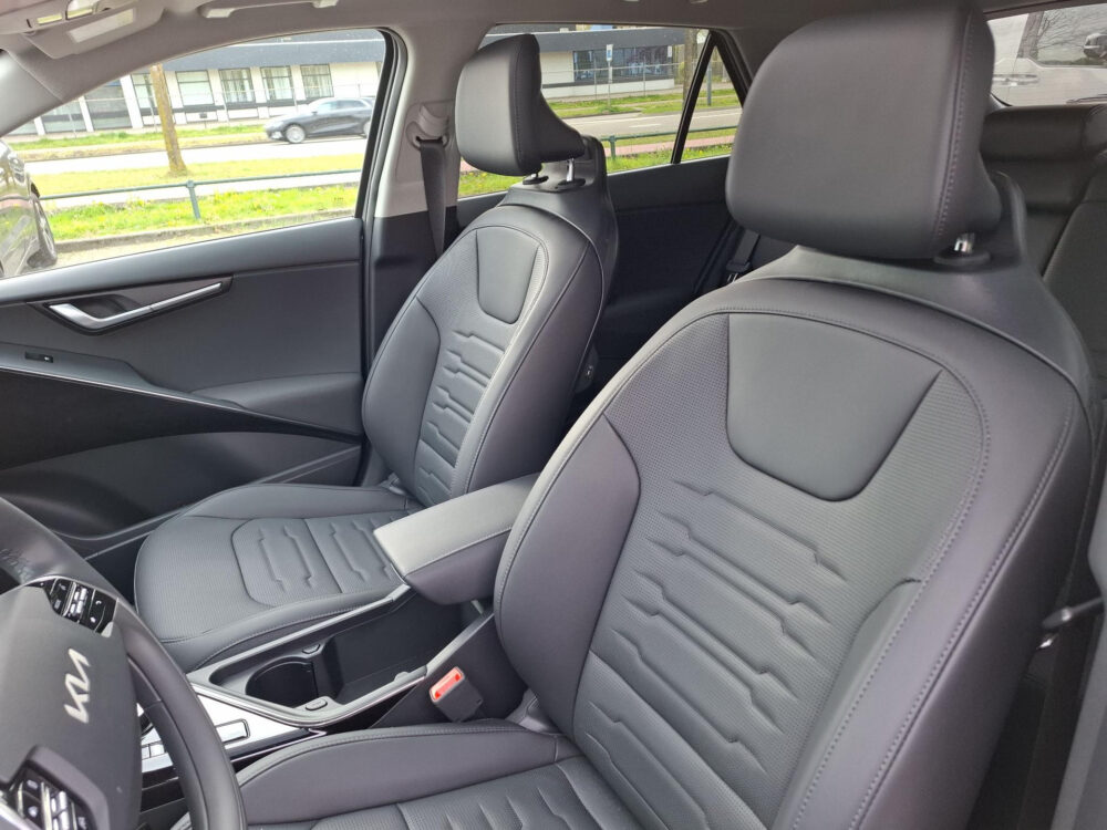 Kia Niro 1.6 GDi Hybrid DynamicPlusLine 10