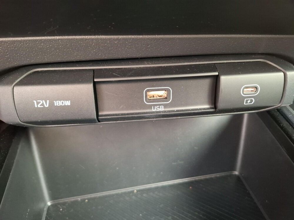 Kia Niro 1.6 GDi Hybrid DynamicPlusLine 24