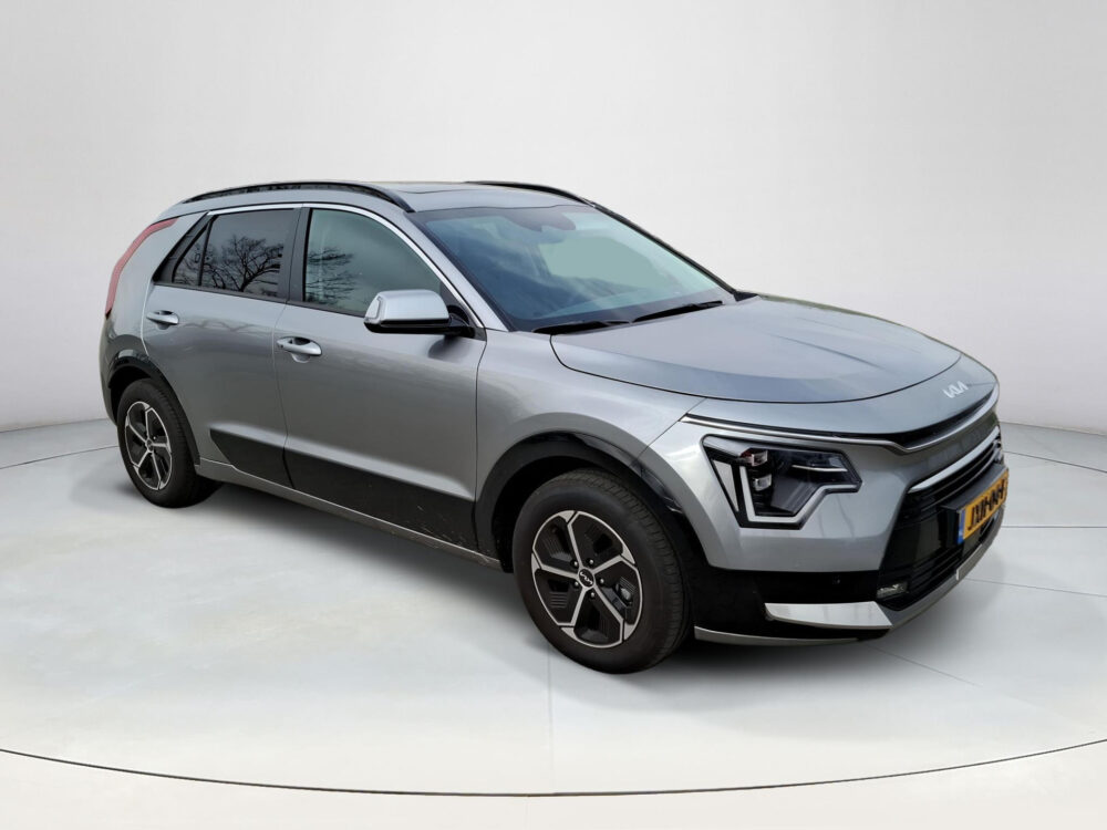 Kia Niro 1.6 GDi Hybrid DynamicPlusLine 6