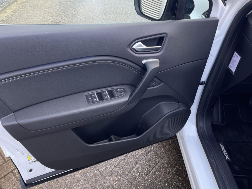 Mitsubishi ASX 1.6 HEV AT Instyle 9
