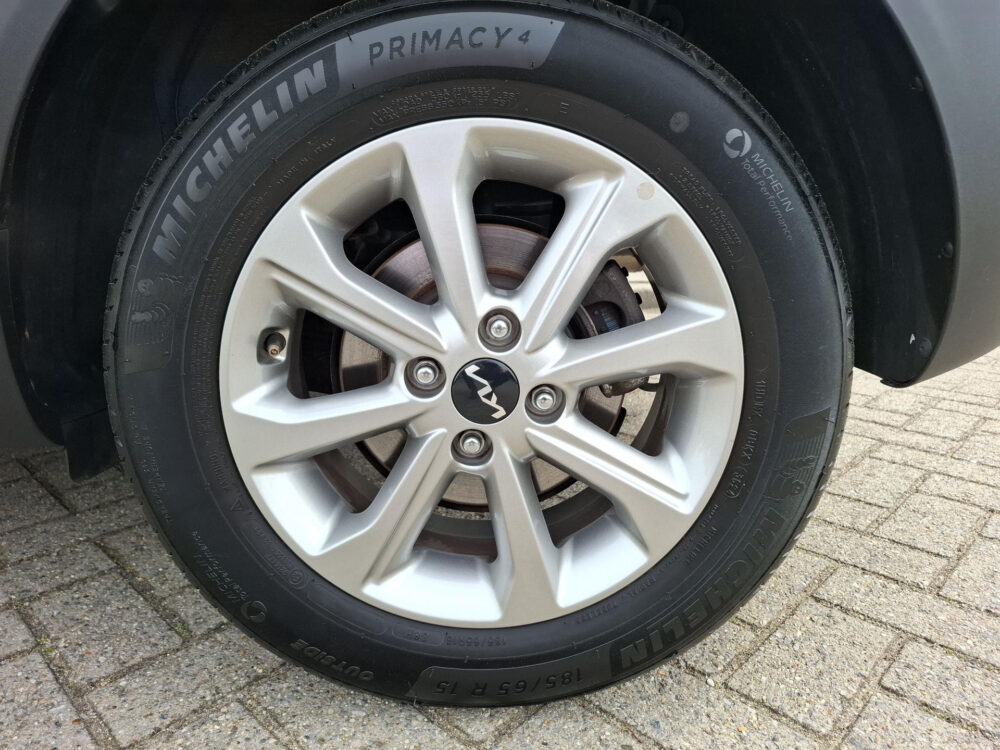 Kia Stonic 1.0 T-GDi MHEV DynamicLine 17