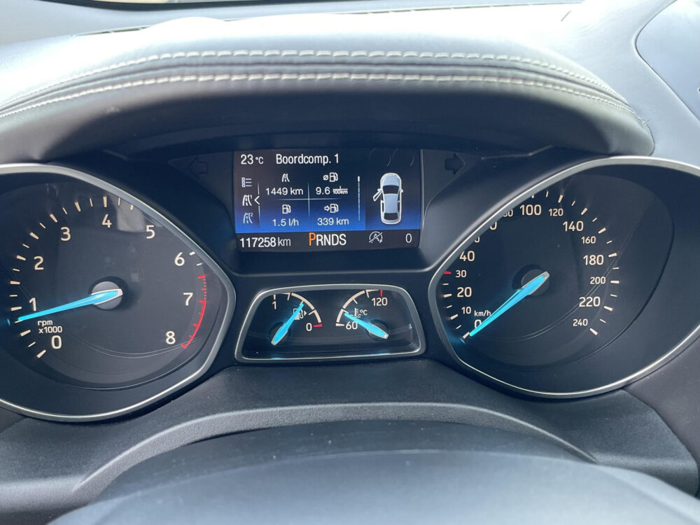 Ford Kuga 1.5 EcoBoost Vignale 13