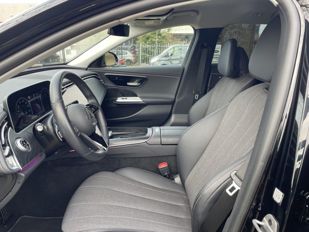 Mercedes-Benz E-Klasse Estate 300 e Luxury Line 14