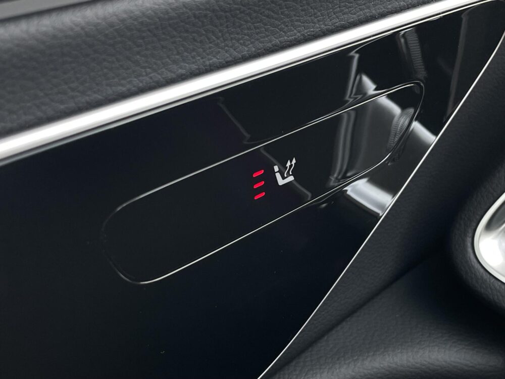 Mercedes-Benz E-Klasse Estate 300 e Luxury Line 16