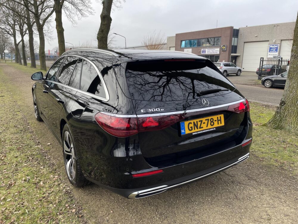 Mercedes-Benz E-Klasse Estate 300 e Luxury Line 5