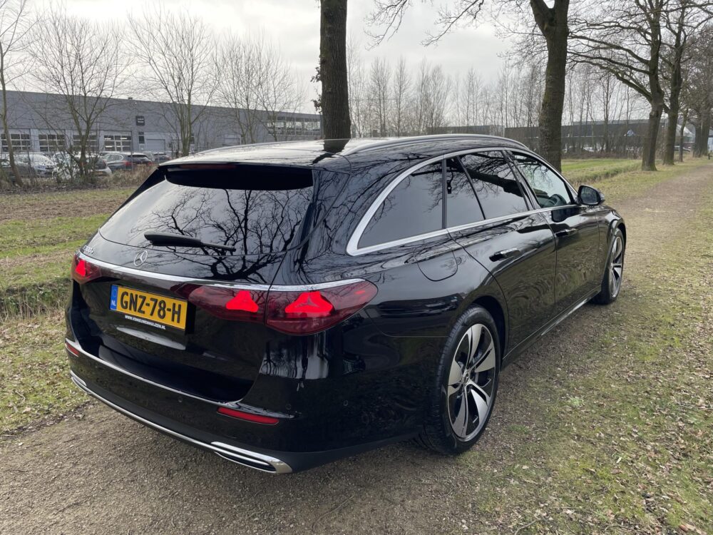 Mercedes-Benz E-Klasse Estate 300 e Luxury Line 7