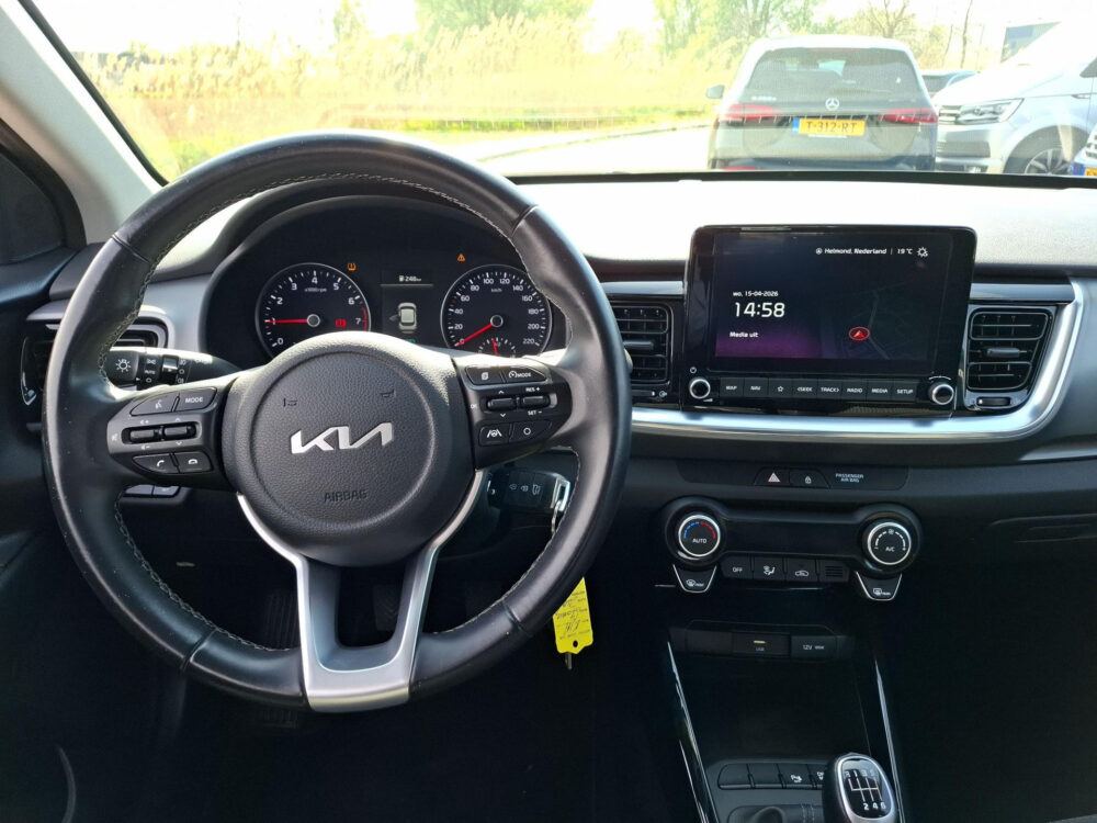 Kia Stonic 1.0 T-GDi MHEV DynamicLine 12