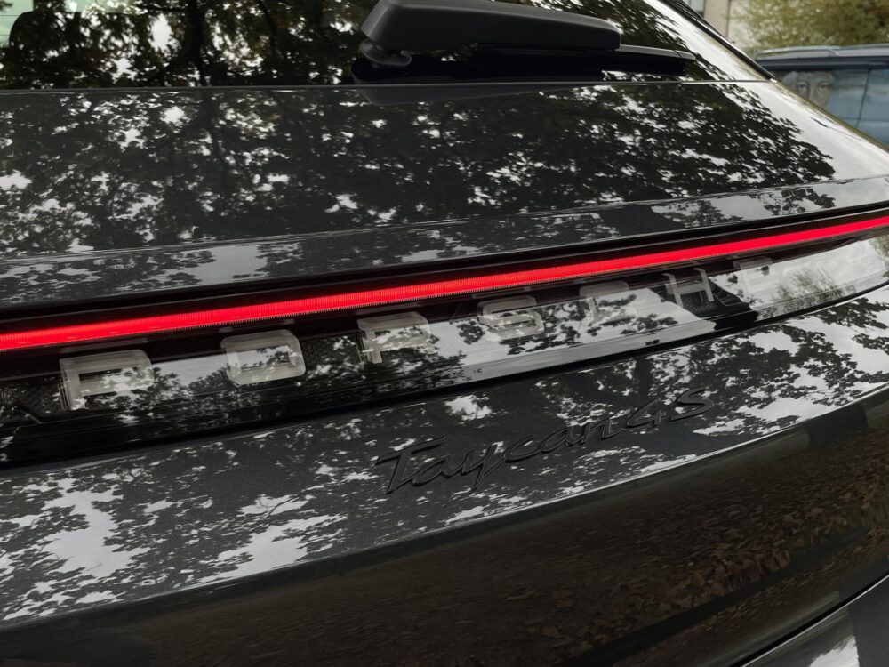 Porsche Taycan Cross Turismo 4S 93 kWh 17