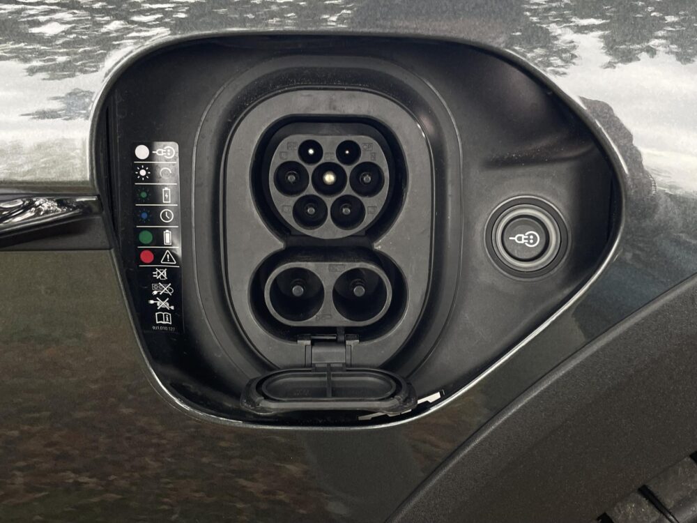 Porsche Taycan Cross Turismo 4S 93 kWh 19