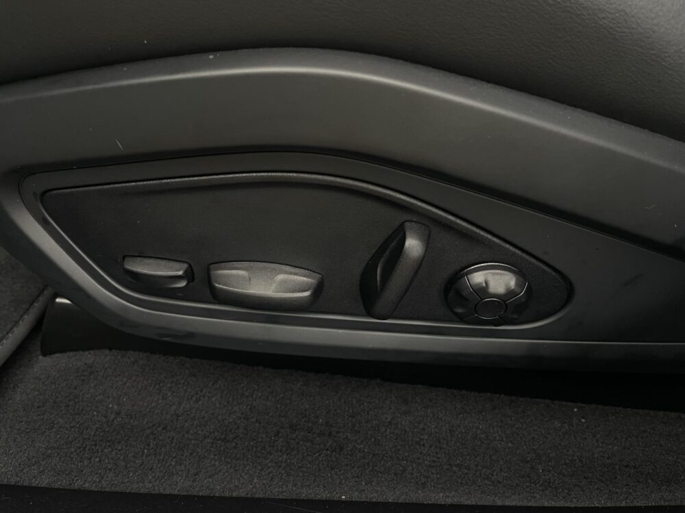 Porsche Taycan Cross Turismo 4S 93 kWh 22
