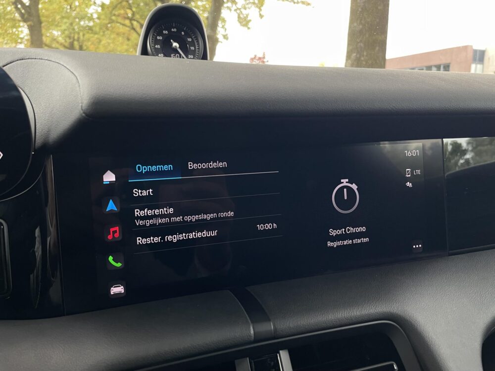 Porsche Taycan Cross Turismo 4S 93 kWh 33