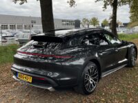 Porsche Taycan Cross Turismo 4S 93 kWh 45