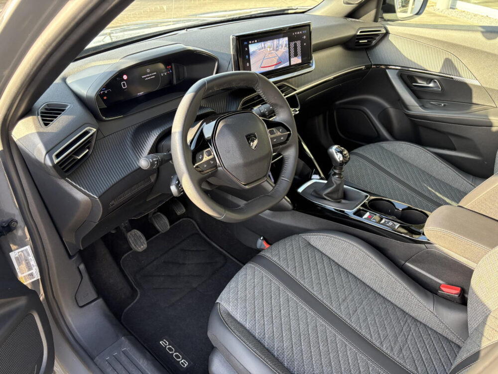 Peugeot 2008 1.2 PureTech 100 Allure 11