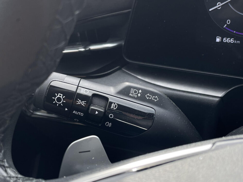 Kia 25