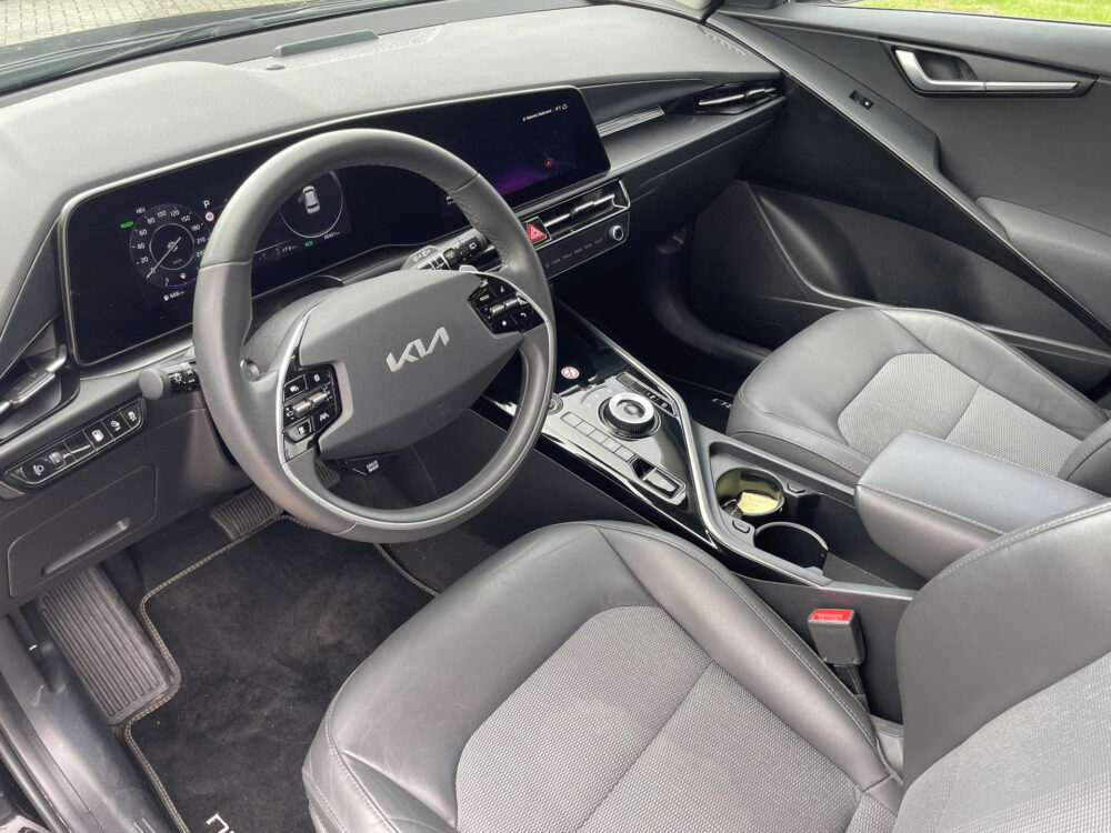 Kia 8