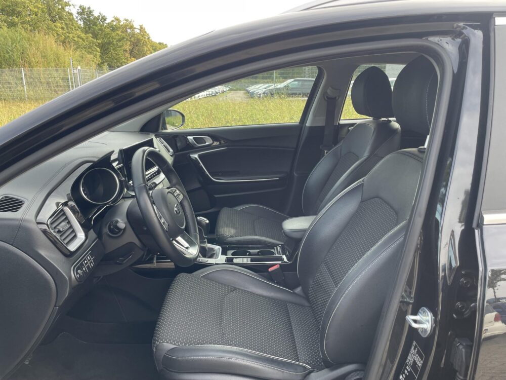 Kia Xceed 1.0 T-GDi DynamicLine 11