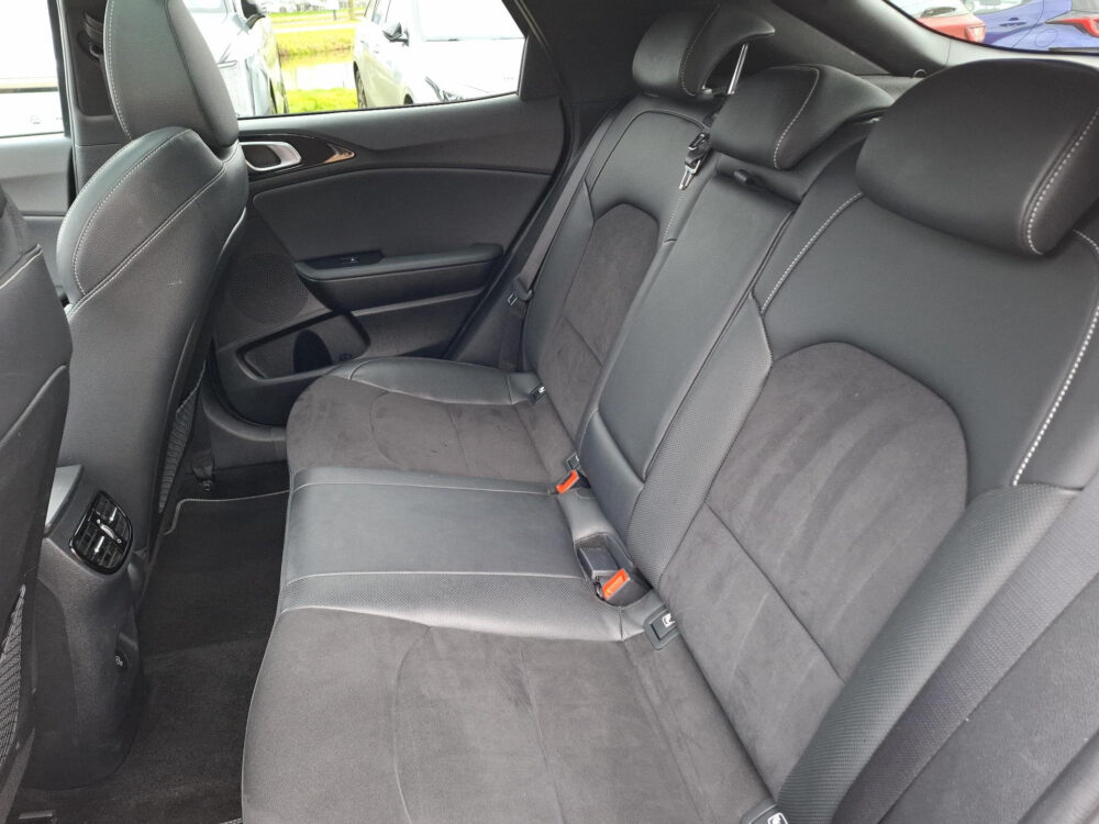 Kia Xceed 1.5 T-GDi GT-Line 15