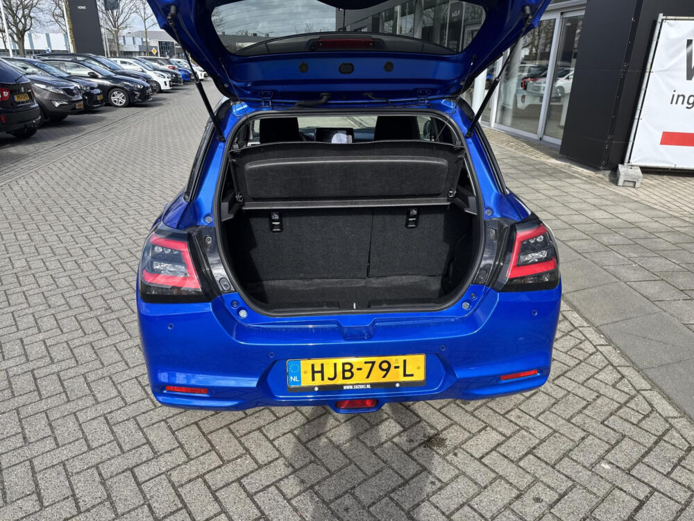 Suzuki Swift 1.2 Select Smart Hybrid 15