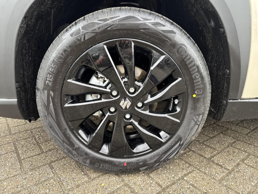 Suzuki S-Cross 1.4 Boosterjet Special Edition Hybrid 17