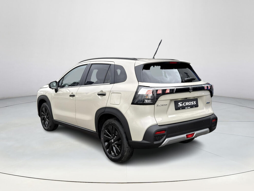 Suzuki S-Cross 1.4 Boosterjet Special Edition Hybrid 2