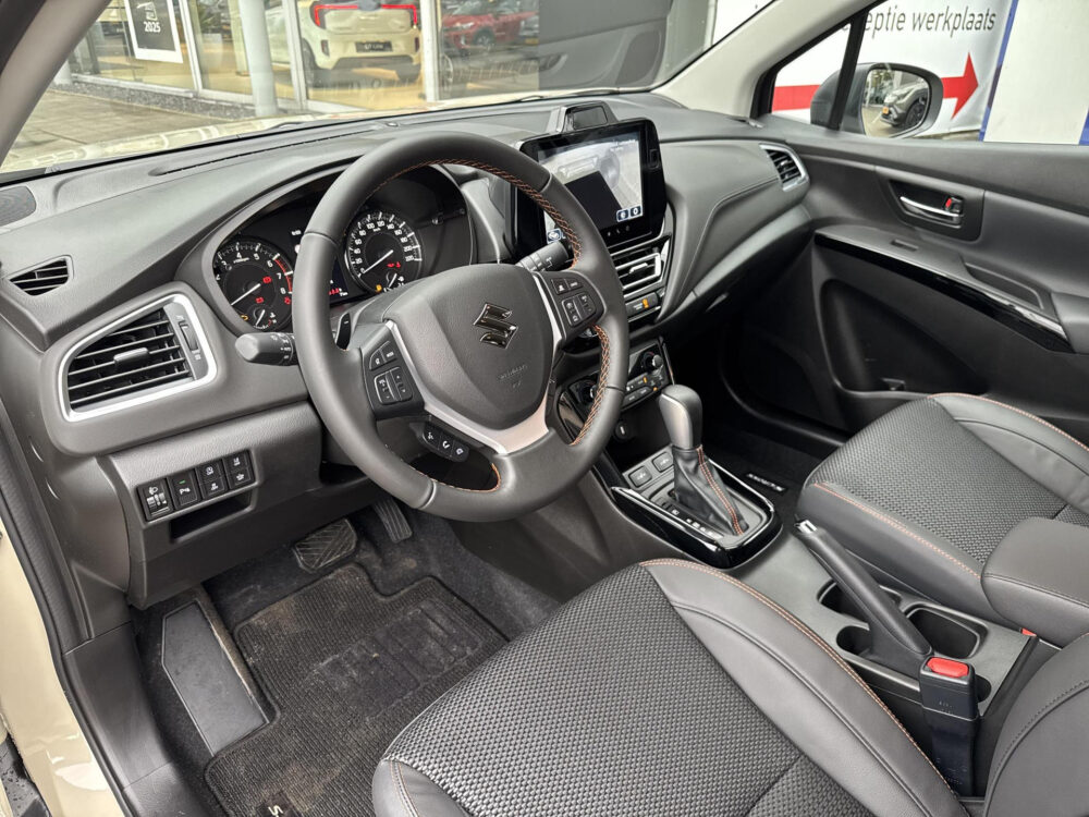 Suzuki S-Cross 1.4 Boosterjet Special Edition Hybrid 8