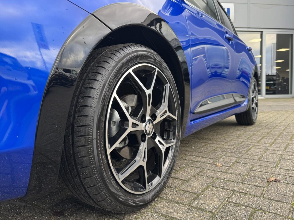 Suzuki Swift 1.2 Style Smart Hybrid 5