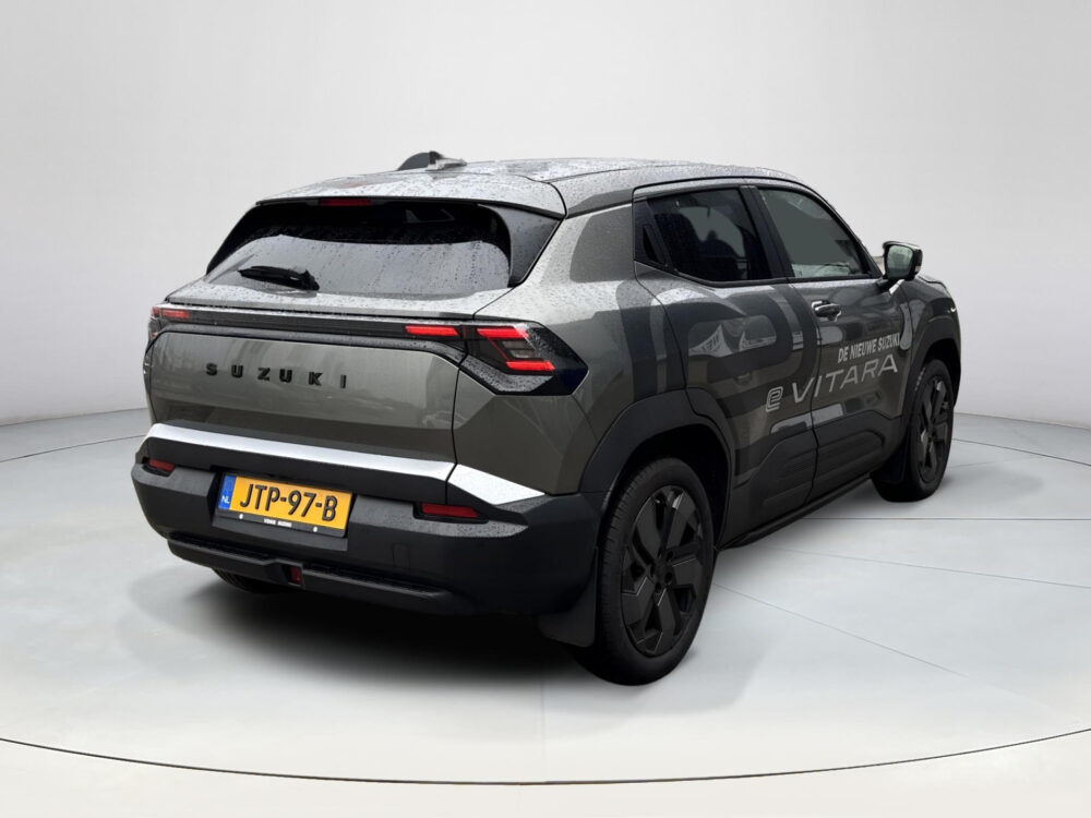 Suzuki e Vitara Style 61 kWh 4