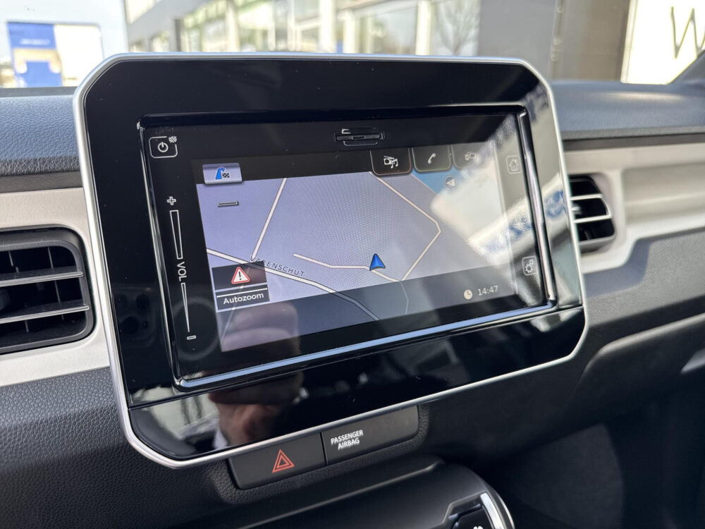 Suzuki Ignis 1.2 Smart Hybrid Style 18