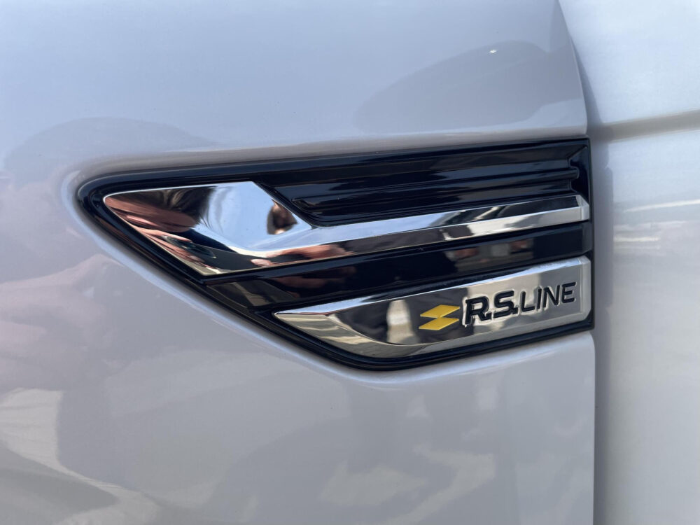 Renault Arkana 1.6 E-Tech Hybrid 145 R.S. Line 17