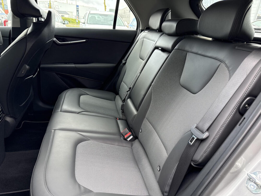 Kia Niro 1.6 GDi Hybrid DynamicLine 15